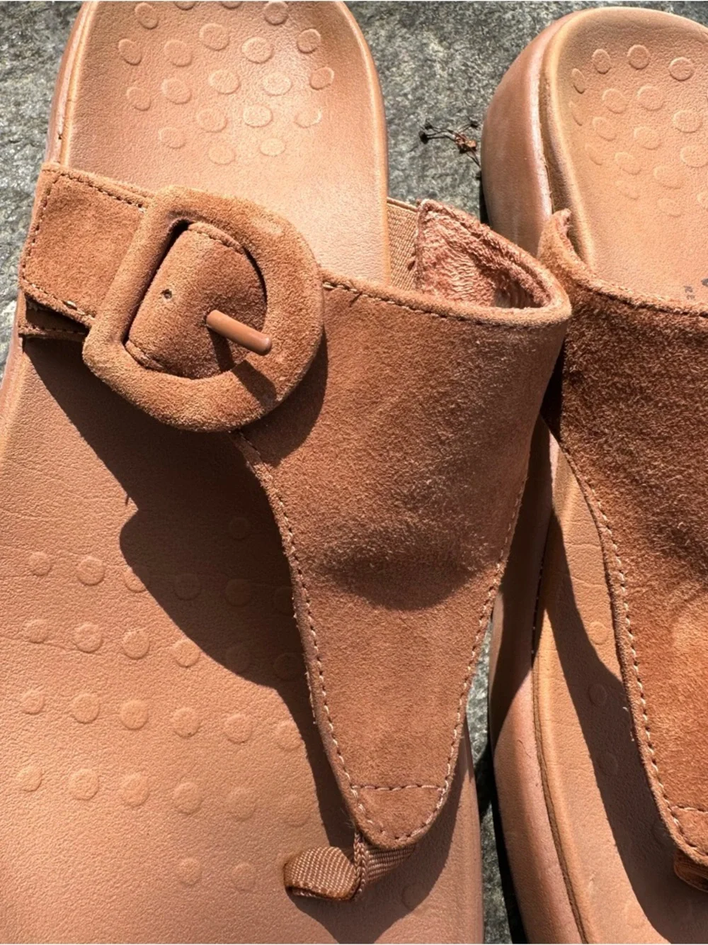 Vionic Activate Rx Recovery Suede Thong Sandals in Argan Brown - Picture 7 of 9